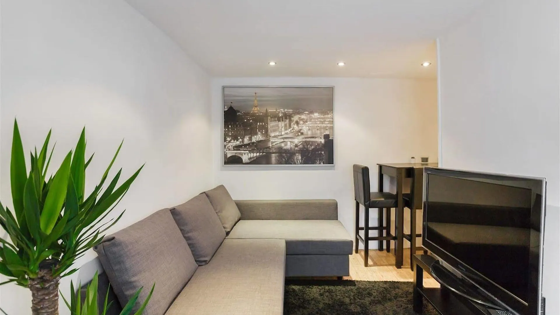 Luxury Apartment Tour Eiffel - Smartrenting París Francia